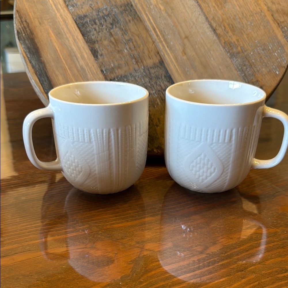White Textured Ceramic Dining Mugs